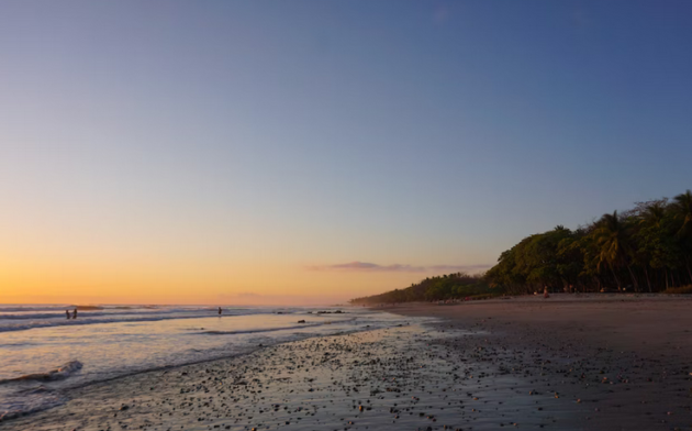 Couché de soleil sur la plage de Santa Teresa au Costa Rica
